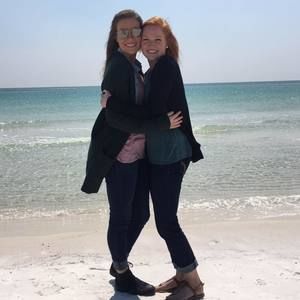 Meet your Posher, Carlee