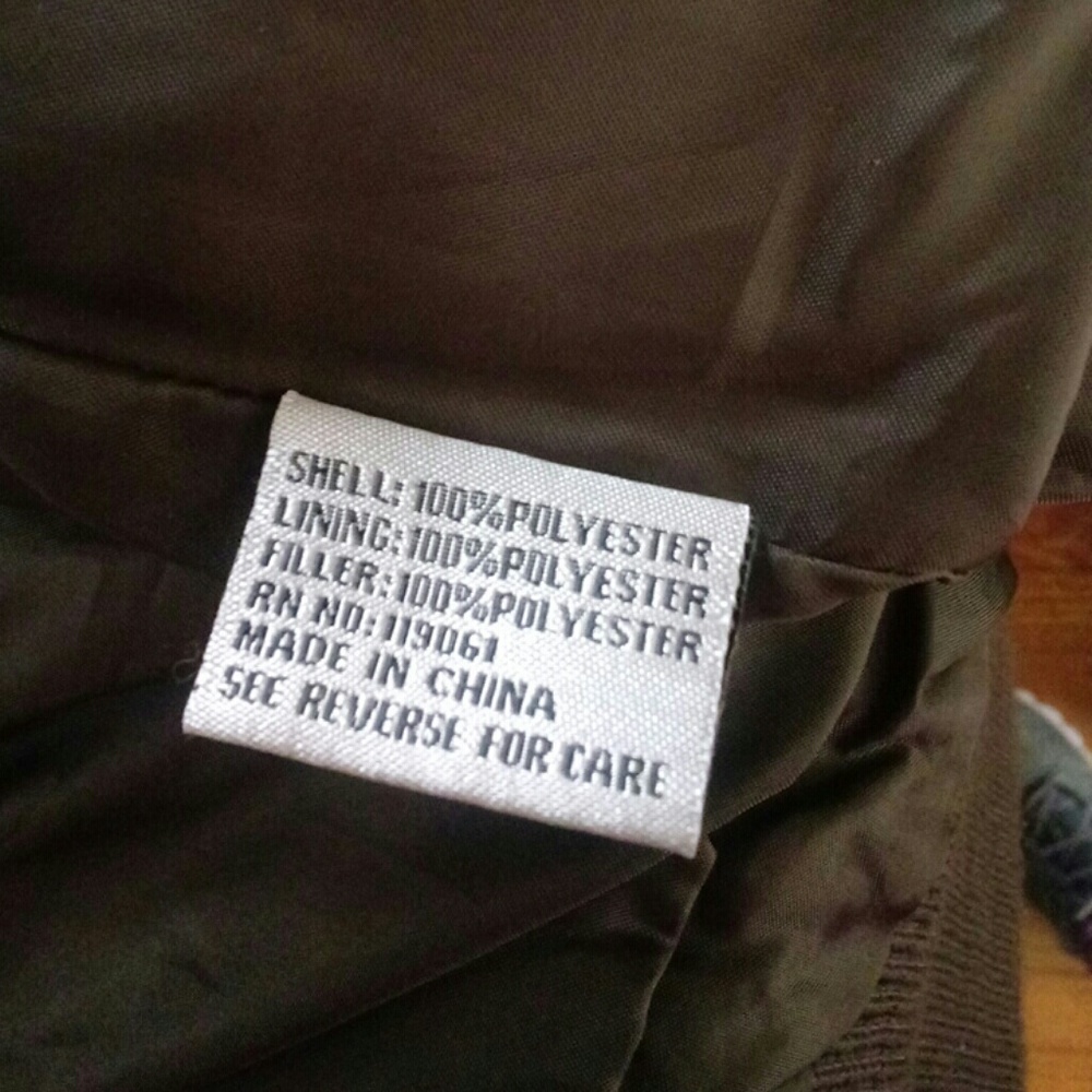 Vest - Picture 6 of 6
