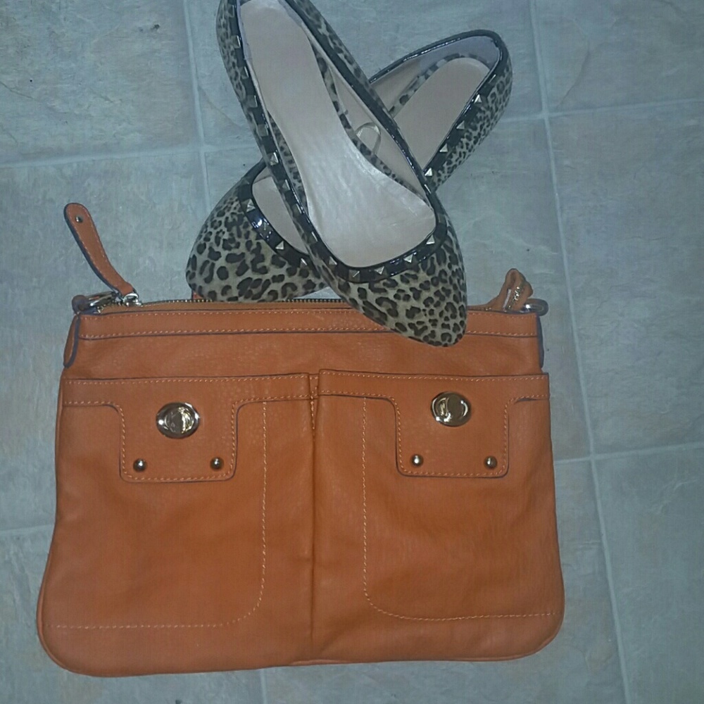 3/$18 Fall colored clutch (burnt orange)