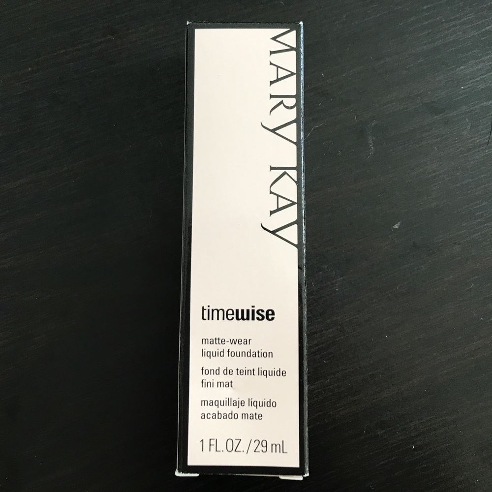Mary Kay Timewise matte wear liquid foundation