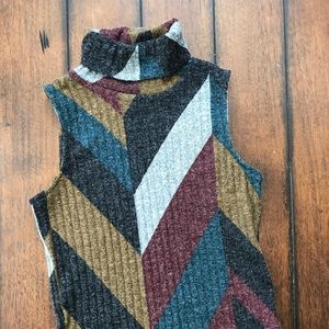 Art Class sleeveless turtleneck sweater