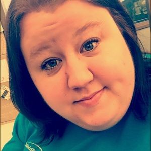 Meet your Posher, Mackenzie