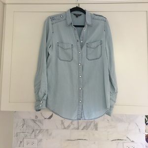 Express chambray button up