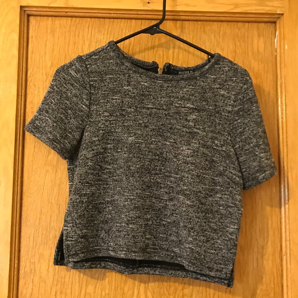 Knit cropped tee