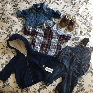 Old Navy baby bundle $82 dollar value!!!