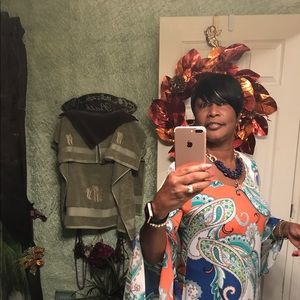 Meet your Posher, Valerie