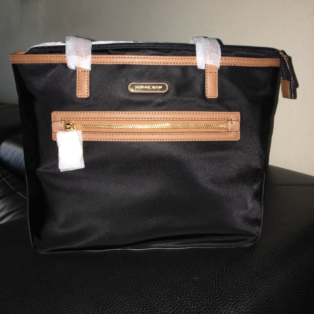 Michael Kors Kempton Tote