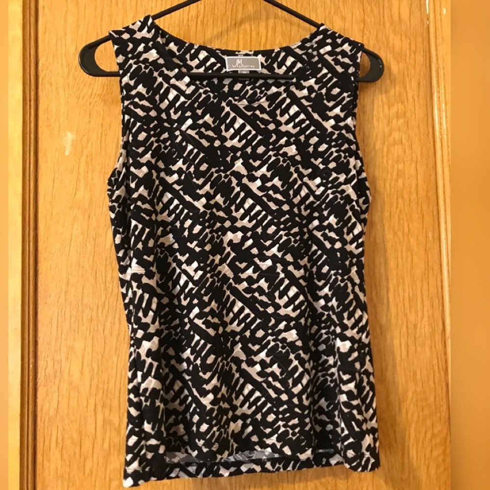 Stretchy, textured work shirt