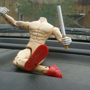 Meet your Posher, Momi