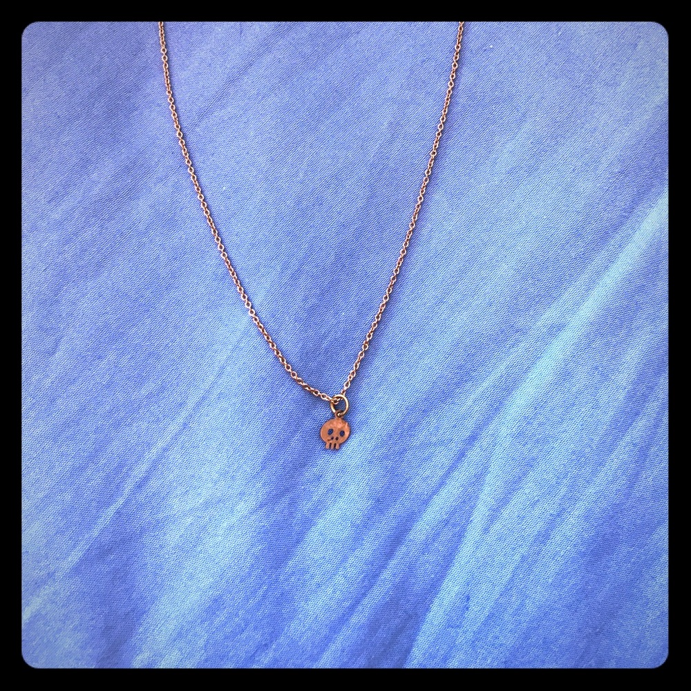 mini skull necklace