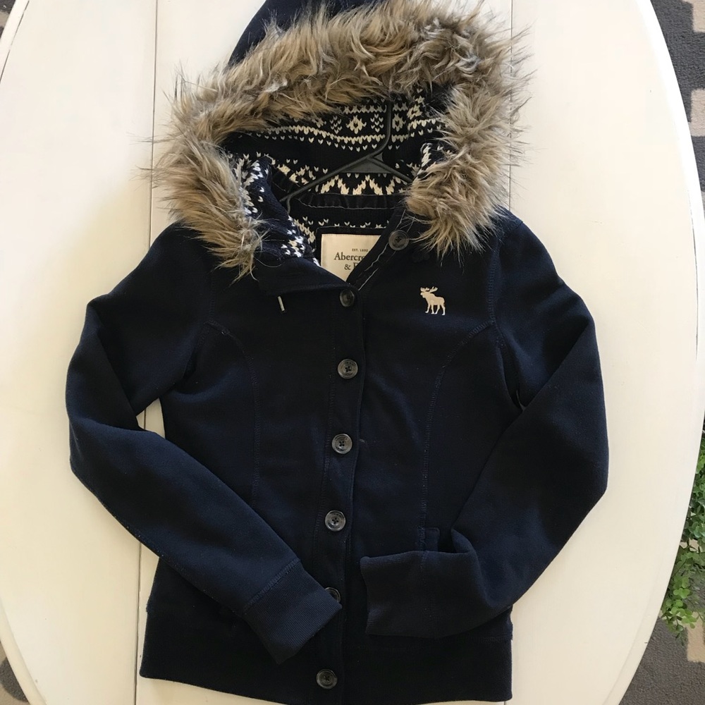✨FLASH SALE✨Abercrombie fur hoodie (sweater lined)