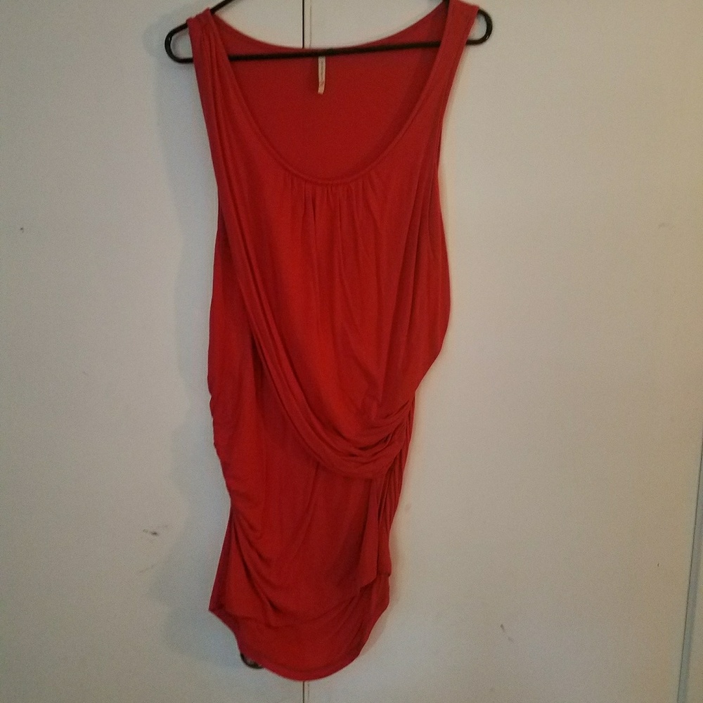 Red flowy dressie tank top