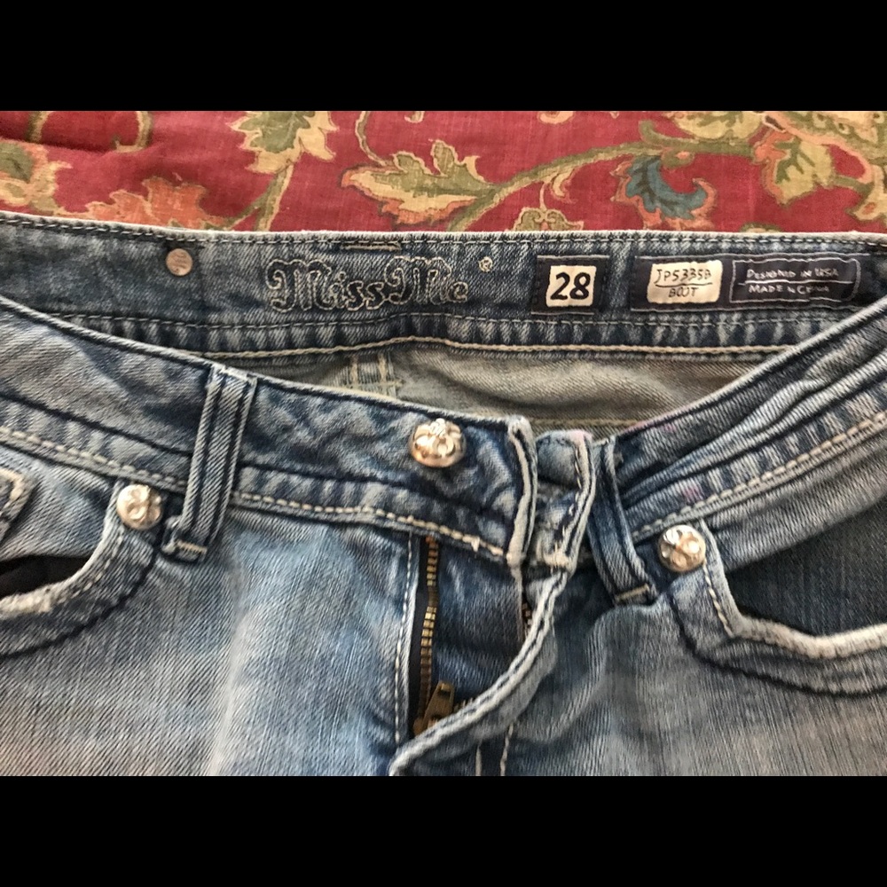 Miss Me Jeans 28 Long Boot Cut Super Cute