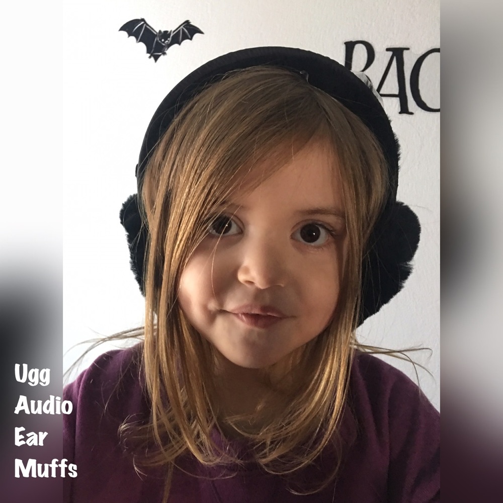 NWOT UGG Wired Earmuffs