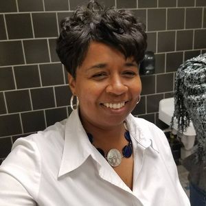 Meet your Posher, Sharon