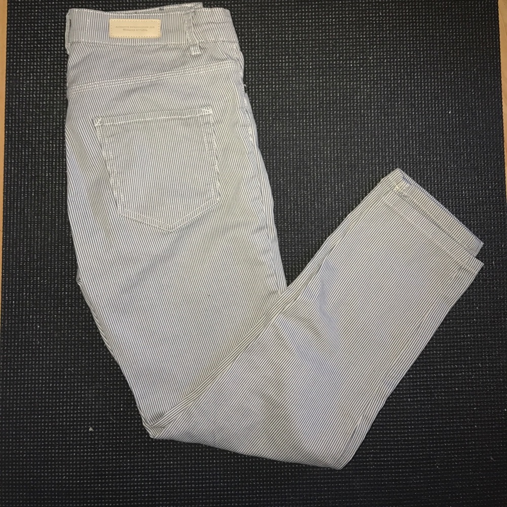 H&M stripped ankle jeans. Women's size 8.