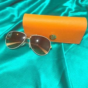 Tory Burch aviators