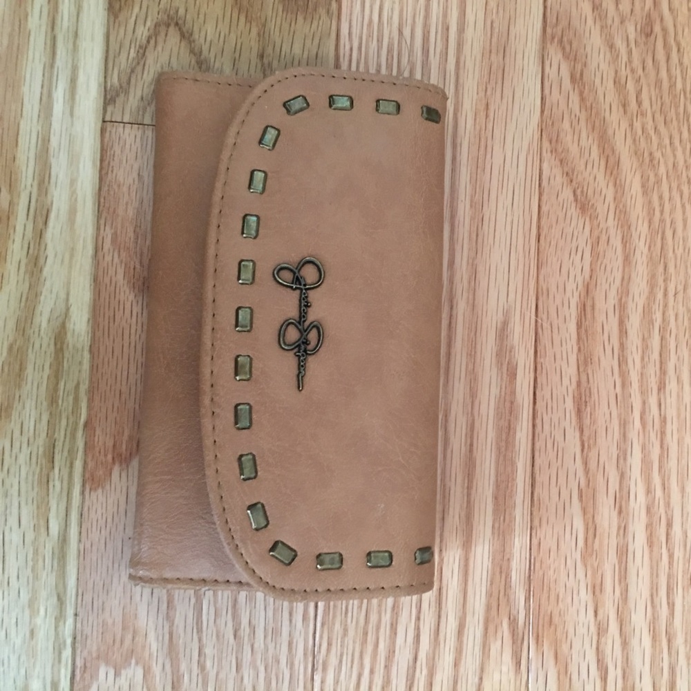 Jessica Simpson wallet