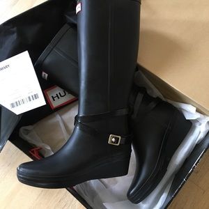 Hunter Wedge Rubber Rain Boots