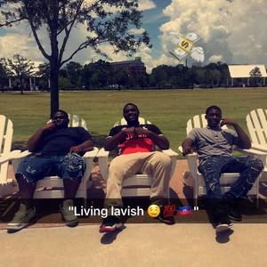 Meet your Posher, Steven