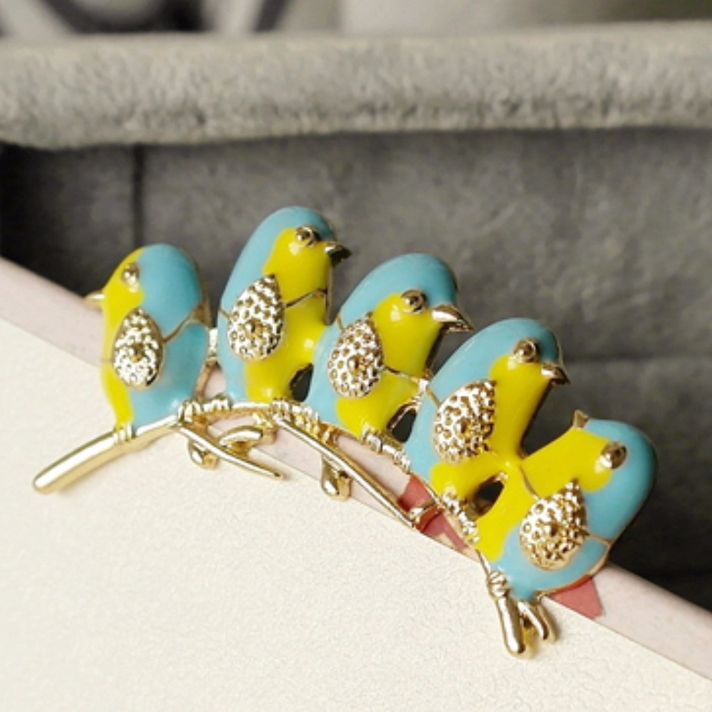 Five Birds on a Branch Enamel Brooch - Picture 5 of 6