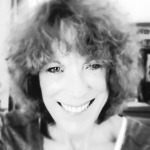 Meet your Posher, Suzanne