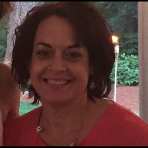 Meet your Posher, Connie