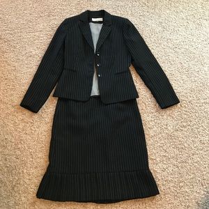 MOVING SALE! Skirt suit