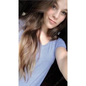 Meet your Posher, Alyssa