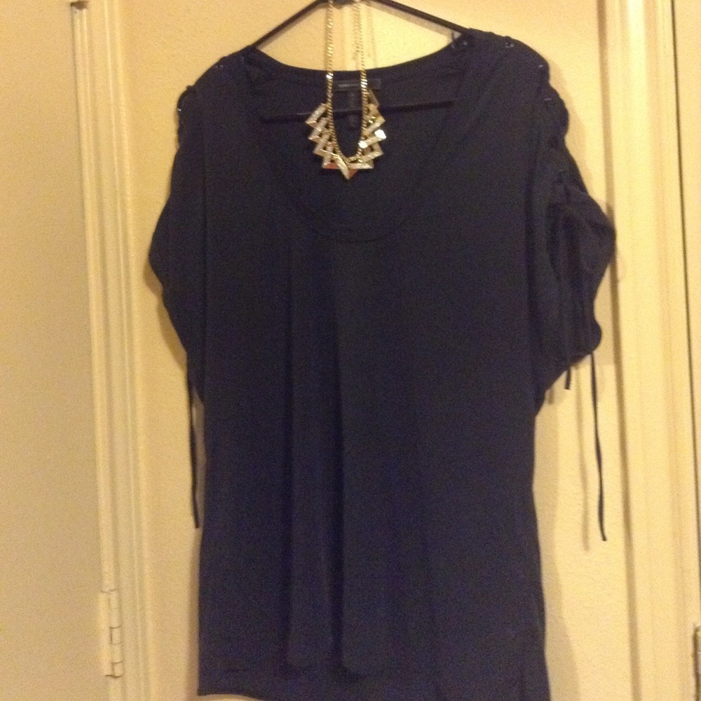 NWOT BCBG Max Azria blouse navy blue