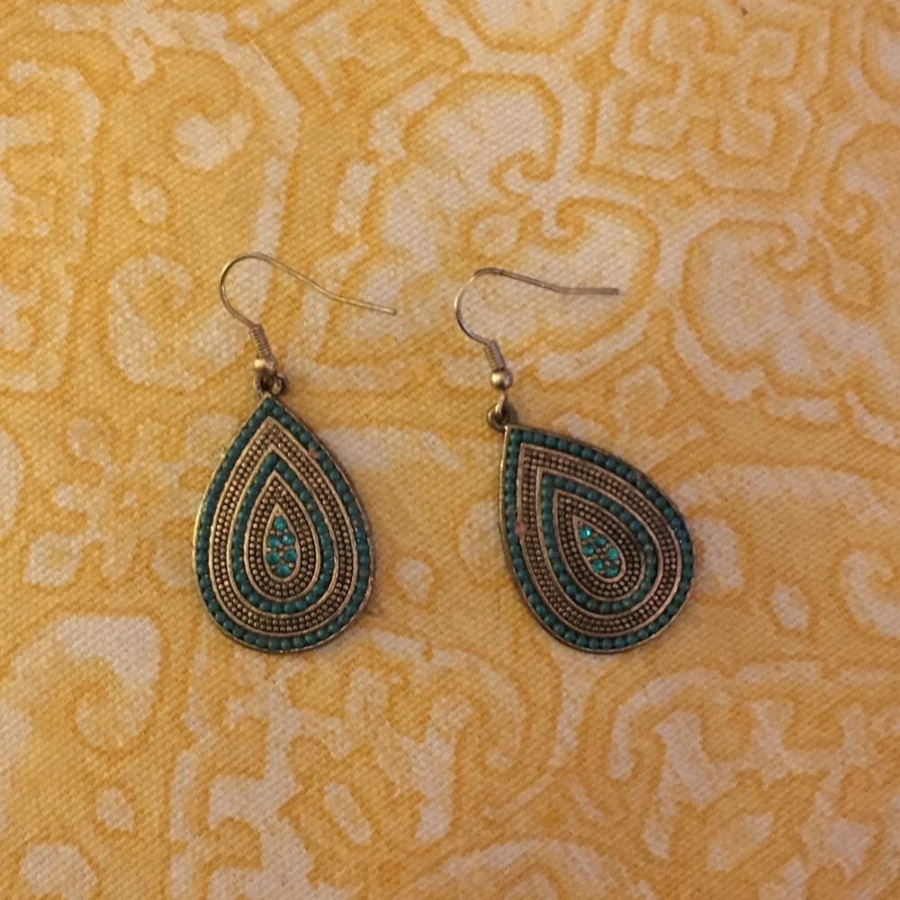 Turquoise gem and gold earrings