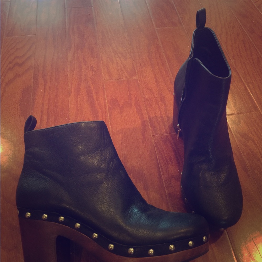 French Connection Black boots