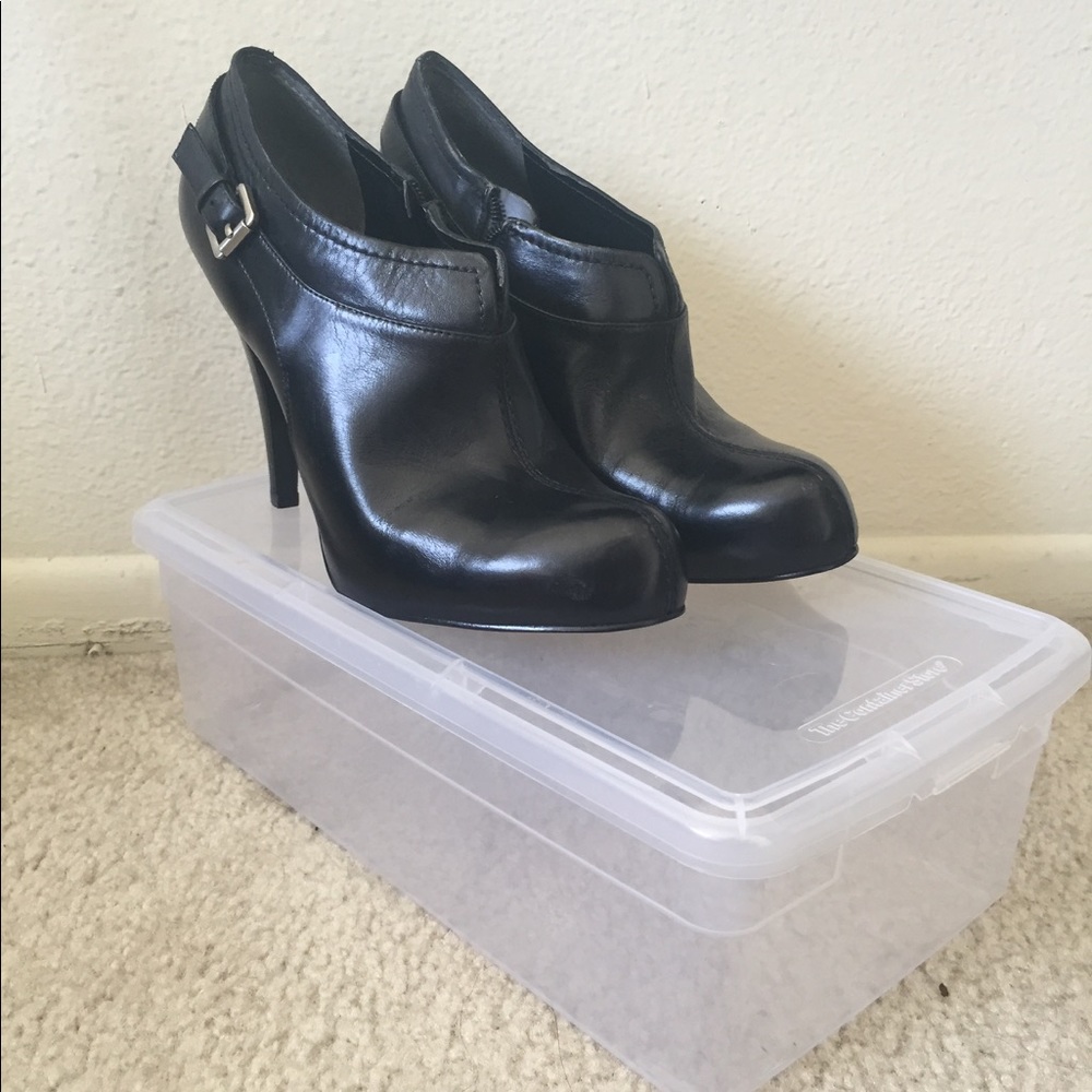 Nine West black bootees With Shoe Box