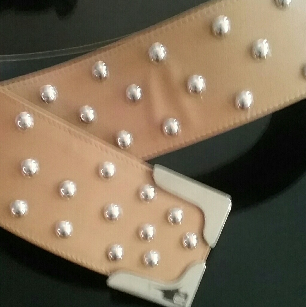 Escada belt
