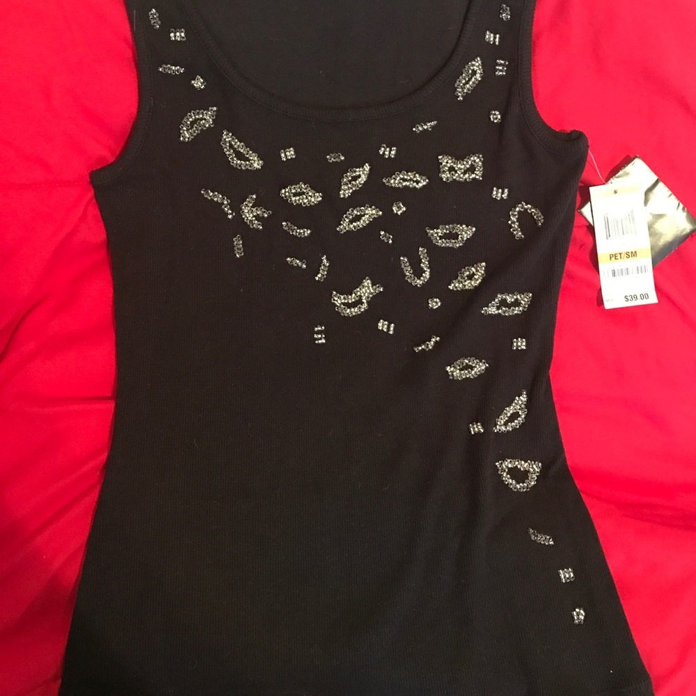 ❤️ ALFANI SMALL EMBROIDED TANK ❤️