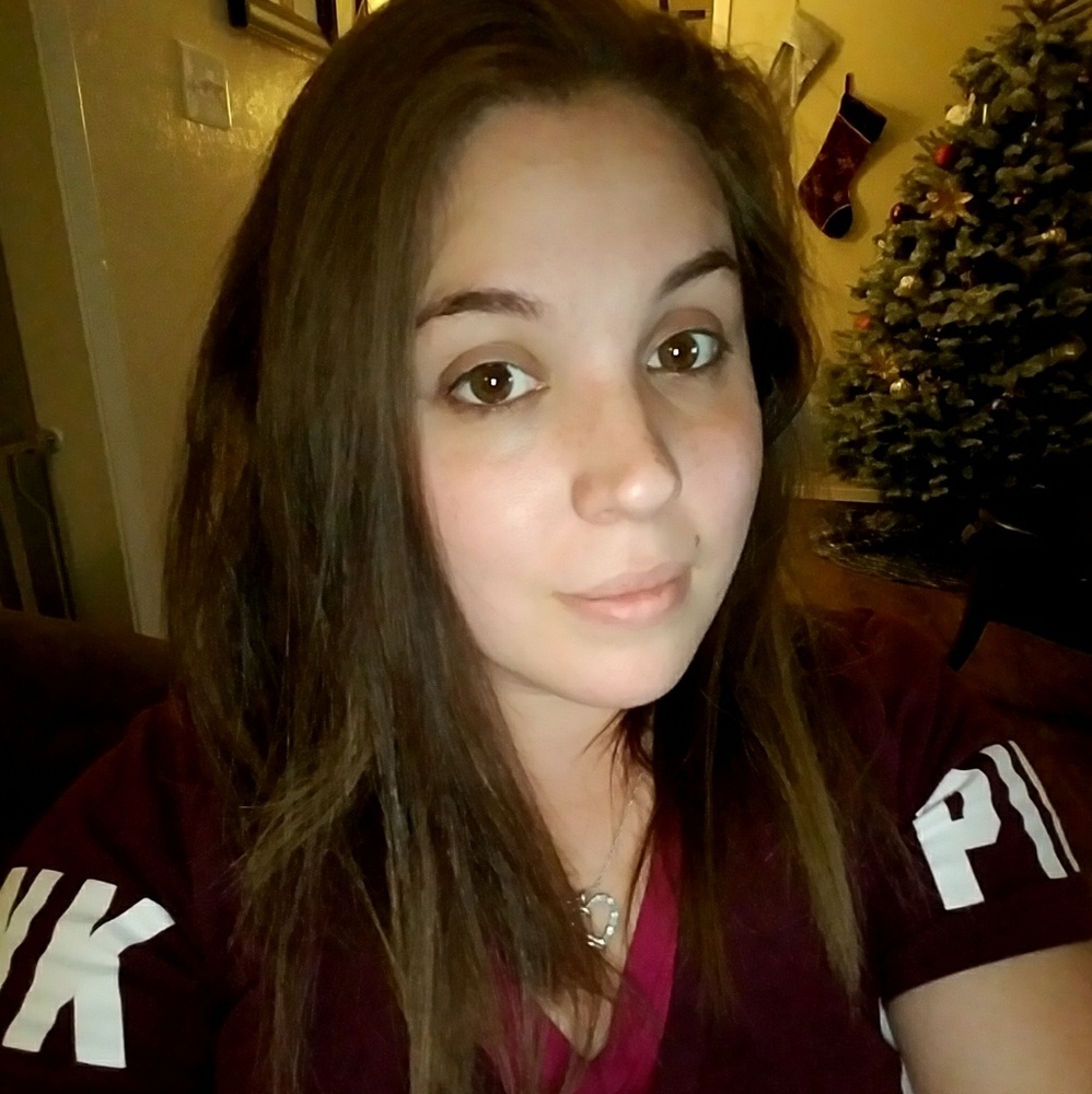 Meet your Posher, Melissa