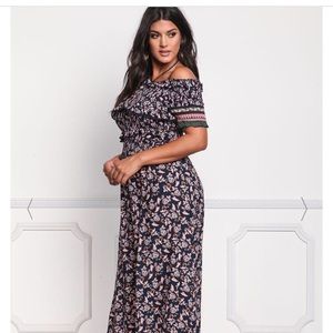 Floral plus size navy blue maxi dress Floral plus size navy blue maxi dress