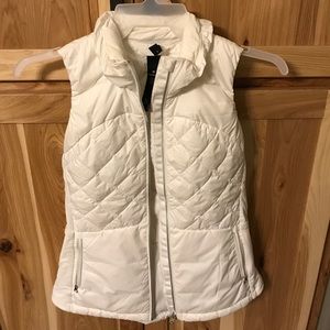 Lululemon "down for a run vest" size 6