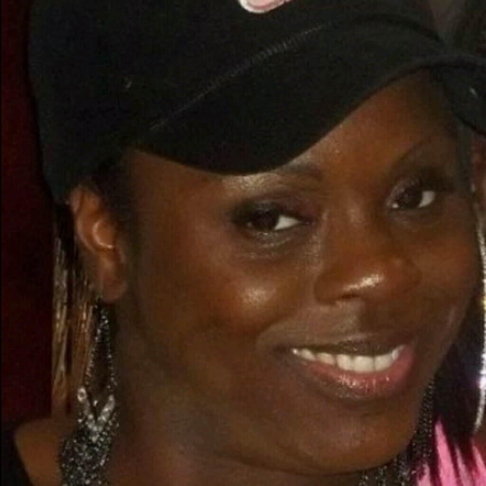 Meet your Posher, Shawntia