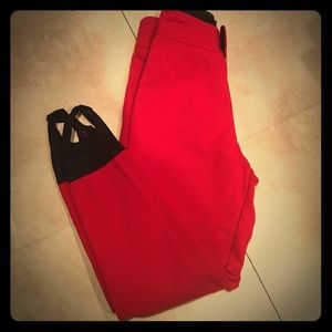 Ski pants with stirrups