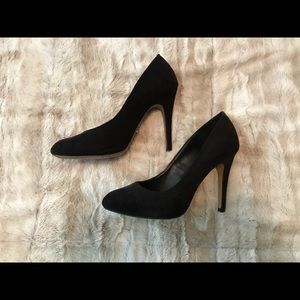 Rock & Republic Black Heels ๐ Rock & Republic Black Heels ๐