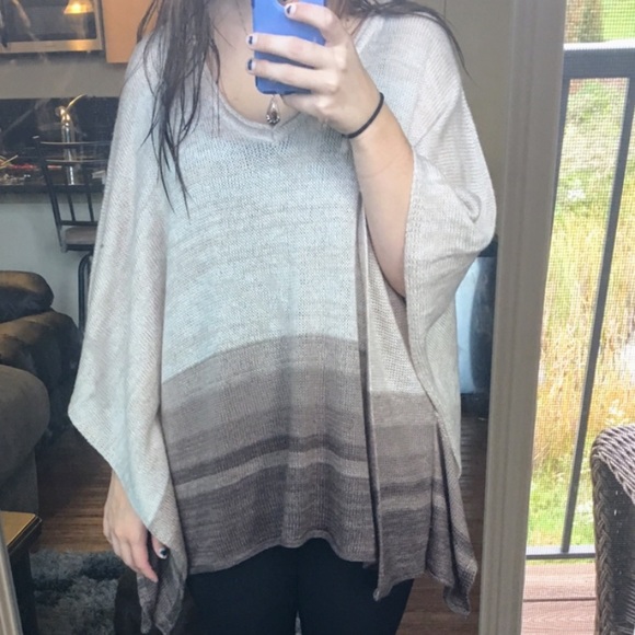 Fall sweater 🍂🍁 - Picture 2 of 6