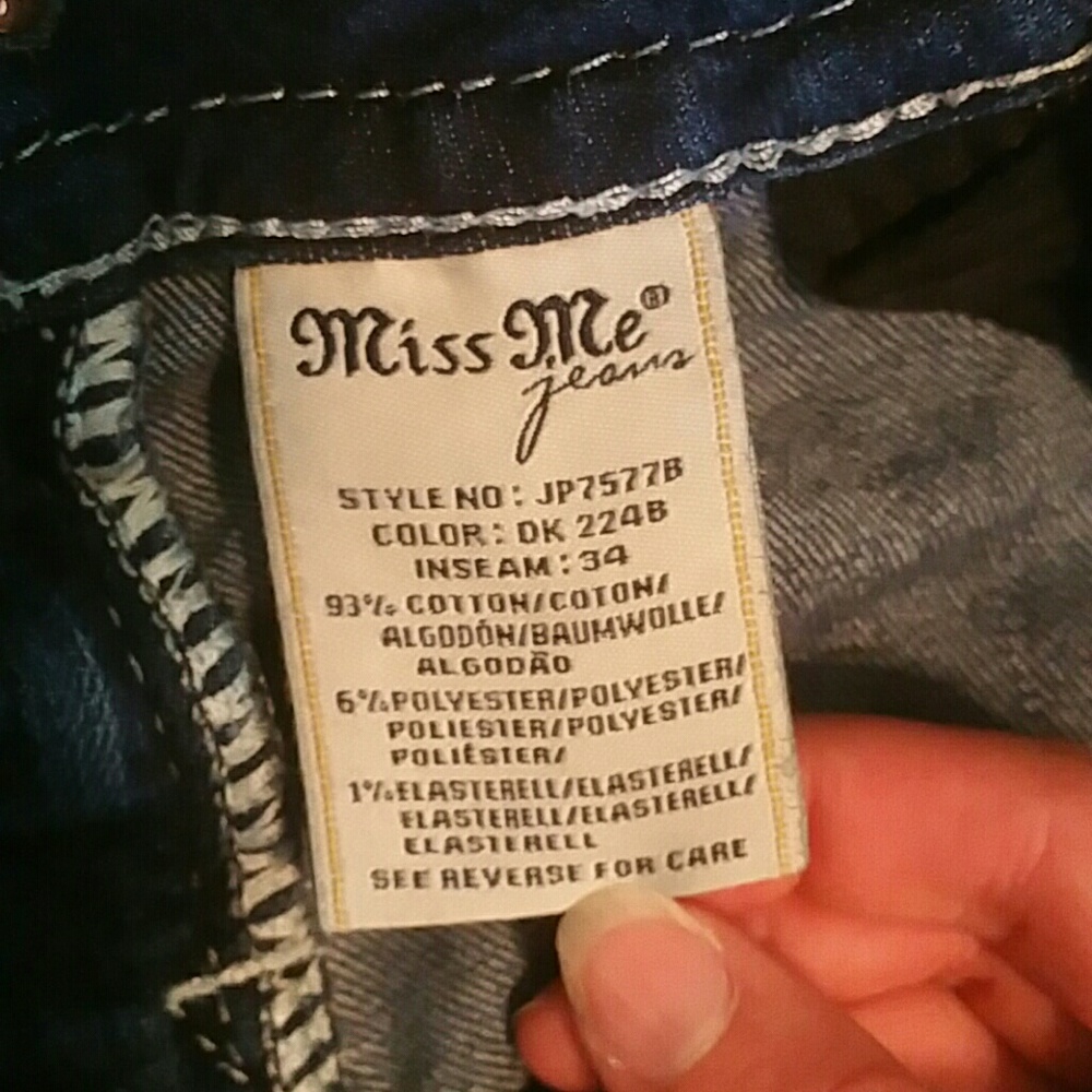 Miss Me Jeans- Like New! - Picture 4 of 5