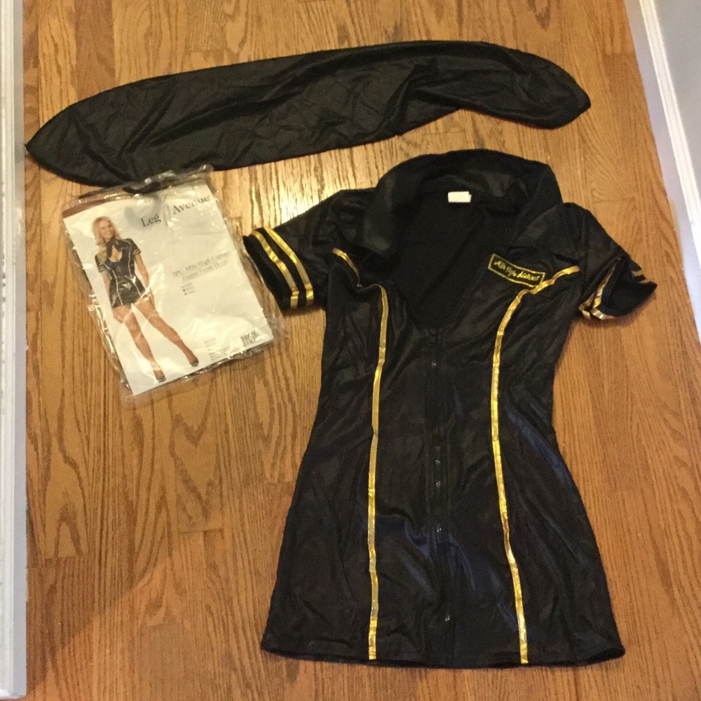 Sexy flight attendant Halloween costume