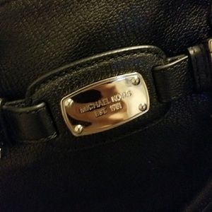 Micheal Kors Purse