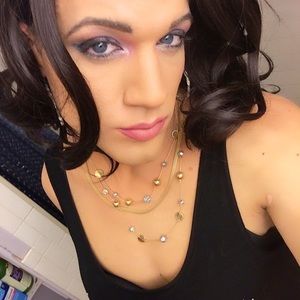 Meet your Posher, Lina Lyx