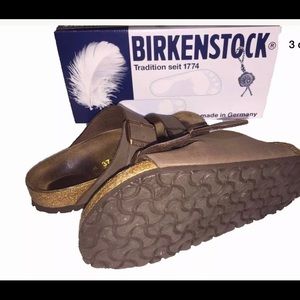 Gently preloved Birkenstocks 37 women's 6-6.5 🎀