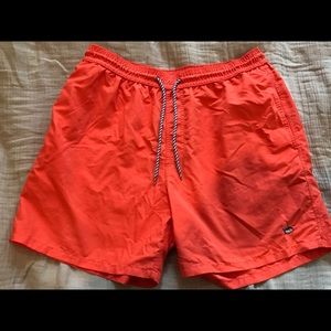 SOUTHERN TIDE Men's Swim Trunks