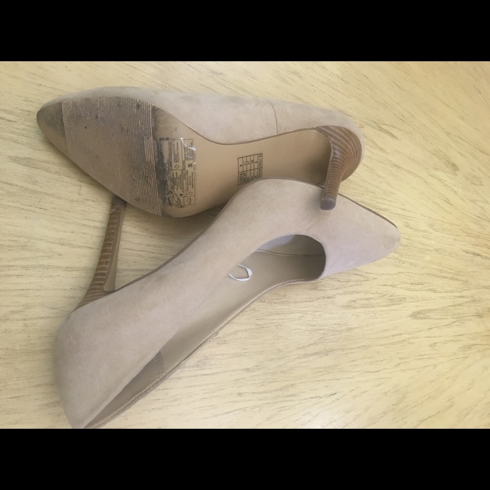 Forever 21 suede tan high heel shoes size 8