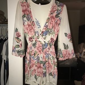 Floral romper!!